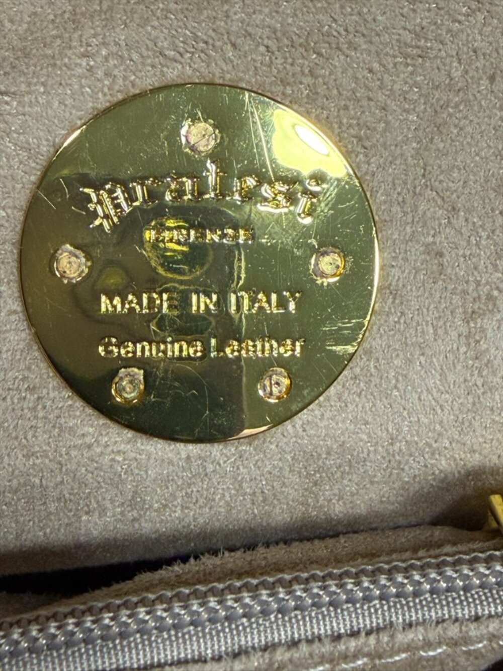 PRATESI ITALIAN LEATHER CROSSBODY EUC WITH DUSTY - Picture 3 of 7